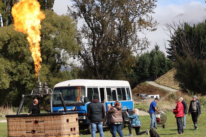 4-Hour Wanaka Scenic Hot Air Balloon Flights - Small group ballooning: what max 12 travelers really means