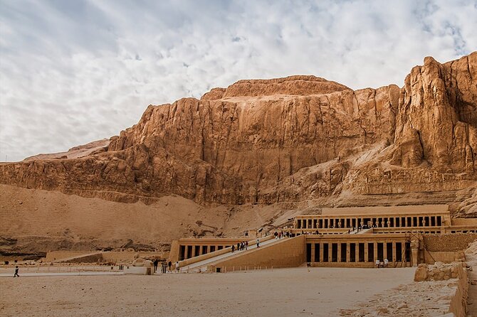 4Nights Nile Cruise from Luxor to Aswan with Abu Simbel & Balloon - West Bank Luxor: Valley of the Kings, Hatshepsut, and Colossi of Memnon