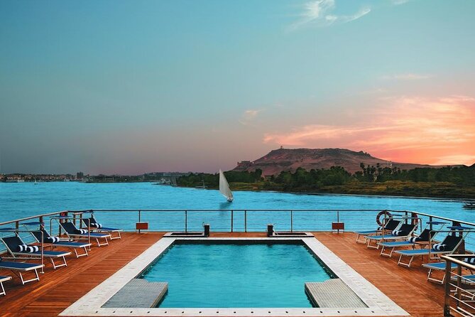 5-Day Adventure Nile Cruise from Luxor to Aswan & Hot Air Balloon - The long prize: Abu Simbel by Lake Nasser