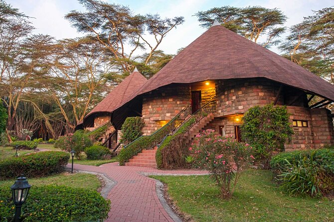 7 Day Private Jeep Safari, 5 star lodges with Balloon Ride Kenya - Day 2: Balloon safari early, then a full day hunting the Mara River drama