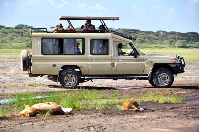 7 Day Private Jeep Safari, 5 star lodges with Balloon Ride Kenya - Day 5: Amboseli’s Kilimanjaro backdrop and open plains game drives