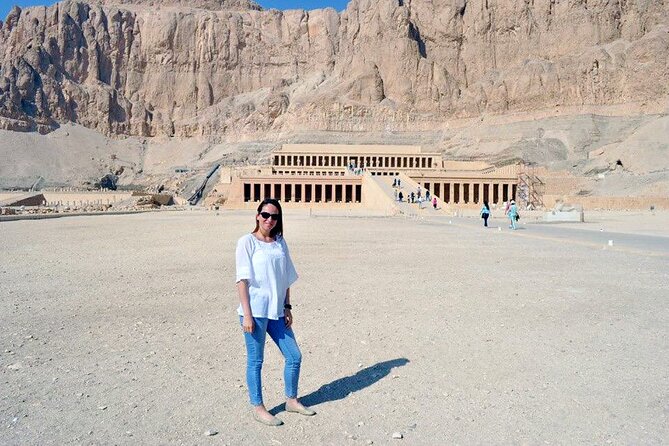 Amazing 7 nights Nile cruise including Abu Simbel & Hot Air Balloon from Luxor - Sailing back toward Luxor (Days 6-7): Nubian scenery and one calmer day