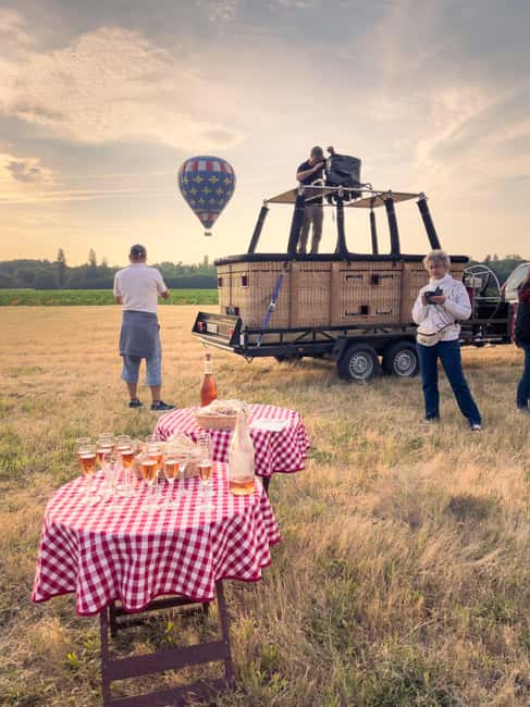 Amboise Hot-Air Balloon Sunset Ride over the Loire Valley - Before Takeoff: Balloon Inflation, Crew Energy, and Safety Briefing
