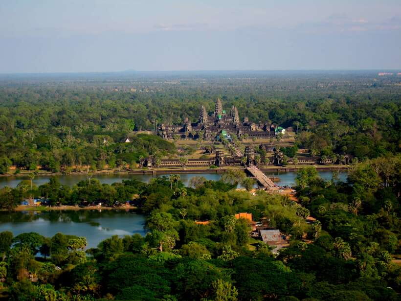 Angkor Wat: Small-Group Tour with Balloon Ride and Lunch - Hotel pickup to Angkor Pass: start smart, start early