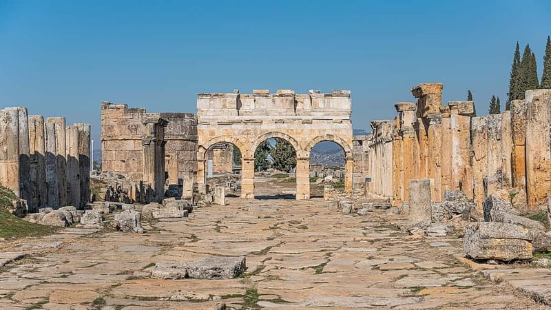 Antalya: Pamukkale Tour with Hot Air Balloon and Lunch - Key things that make this tour work