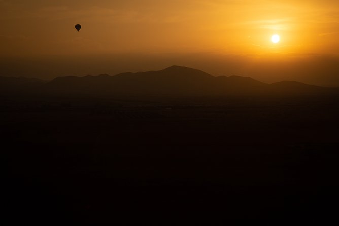 Atlas Mountains Hot Air Balloon Ride from Marrakech with Berber Breakfast and Desert Camel Experience - The 4x4 morning: timing, temperature, and how the shuffle feels