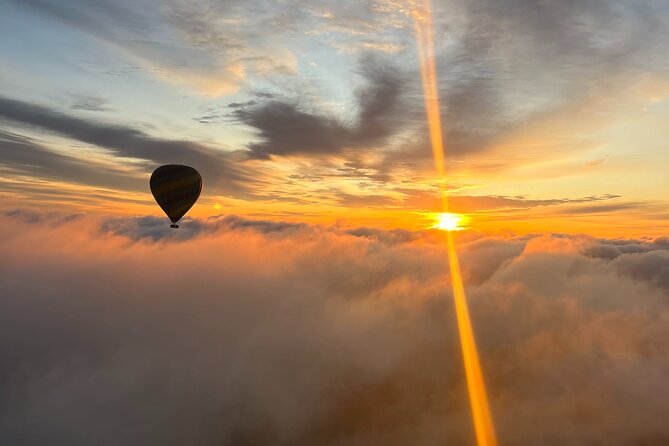 Avon Valley Hot Air Balloon Flight with Breakfast - Champagne breakfast after landing: the best way to end an early morning