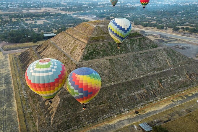 Balloon Flight and Tour in Teotihuacán from Mexico City - Floating over the Valley: wind changes the route, but the view wins