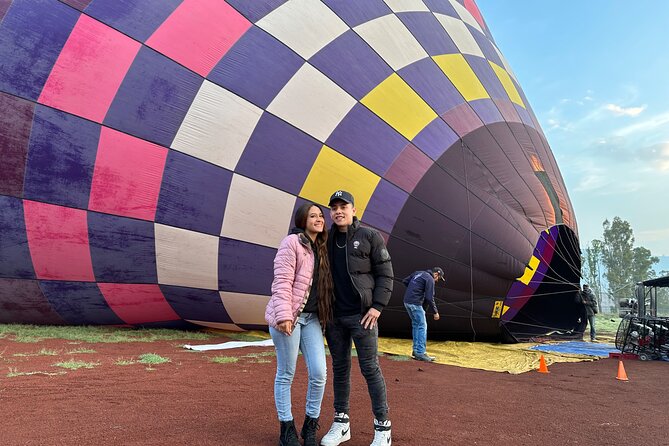 Balloon Flight + Breakfast in a cave + Pick up CDMX + Pyramids - One hour at Teotihuacán: pyramids, Road of the Dead, and the Pyramid of the Moon climb
