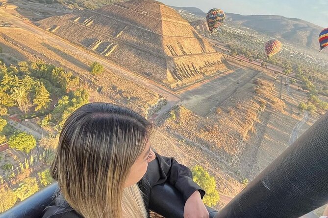 Balloon flight + CDMX pickup + Buffet Breakfast - Balloon Over Teotihuacan: The Big Why