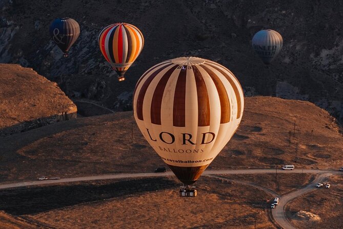 Balloon Flight over Soganli Valley Cappadocia / Lord Balloons - Pickup, breakfast, and waiting for clearance