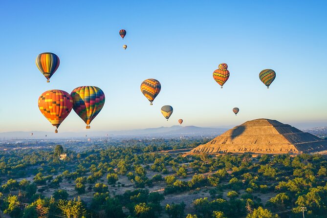 Balloon flight + pick up in CDMX + Breakfast in Cave + Pyramids - Sunrise Balloon Over Teotihuacan: the real reason this works