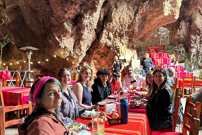 Balloon flight + pick up in CDMX + Breakfast in Cave + Pyramids - Your 1.5-hour window at the Teotihuacan archaeological zone
