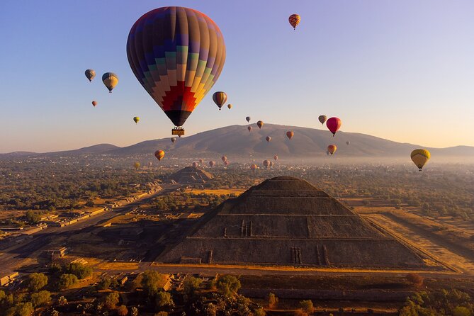 Balloon flight + pick up in CDMX + Breakfast in Cave + Teotihuacan - The Dawn Balloon: What You’re Really Buying