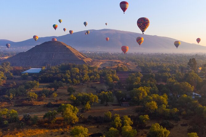 Balloon flight + pick up in CDMX + Breakfast in Cave + Teotihuacan - Waiting for the Balloon: Coffee, Breathing Room, and Photo Dreams