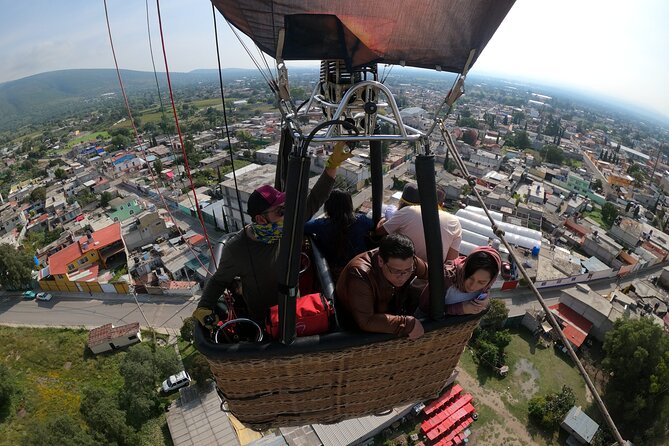 Balloon flight through Teotihuacan + Transportation CDMX + Pyramids - Why flying above Teotihuacán feels different than sightseeing