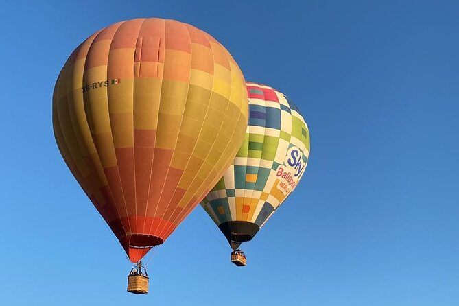 Balloon flight + Transportation + Breakfast in Cave or buffet + Pyramids - Should you book this Teotihuacán balloon + cave meal day?