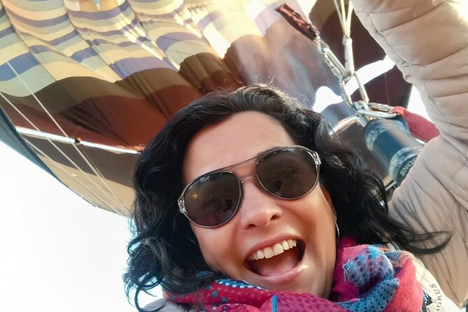 Balloon Flight with Breakfast and Transportation from CDMX - Aerodiverti Teotihuacán: coffee break, launch setup, and the balloon experience