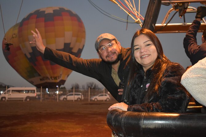 Balloon Flight with Breakfast and Transportation from CDMX - Who this balloon-and-workshops day suits best
