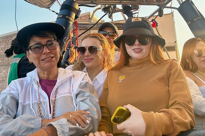 Balloon Flight with Breakfast and Transportation Option from CDMX - Optional Pyramids of Teotihuacán Time (and the Admission Note)