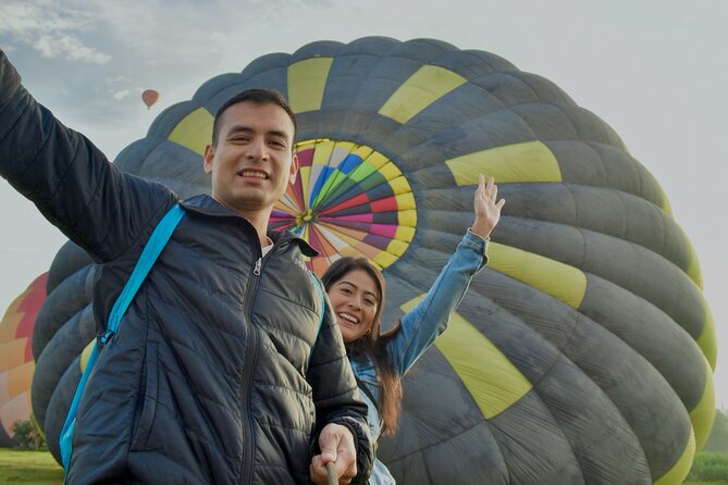 Balloon flight with breakfast in Cave and Pyramids tour from CDMX - Price and value from CDMX: is $148.98 a good deal?
