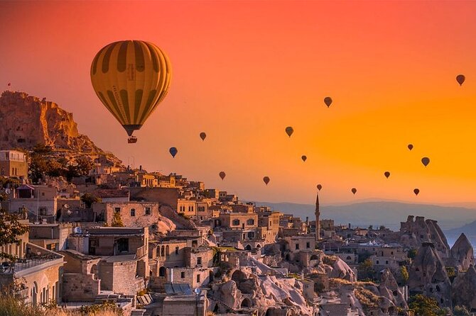 Balloon Watching Tour in Cappadocia with Hotel Pick-Up & Drop-Off - How the small group (max 15) changes your morning