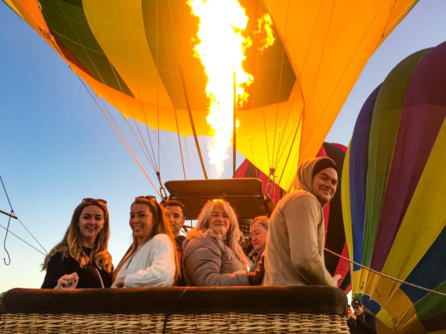 Byron Bay: Sunrise Hot Air Balloon Flight with Breakfast - Time, transfers, and what 270 minutes really means
