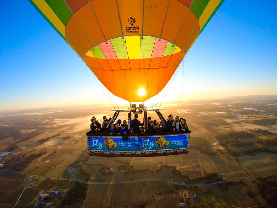 Byron Bay: Sunrise Hot Air Balloon Flight with Breakfast - Weather checks and the launch site decision