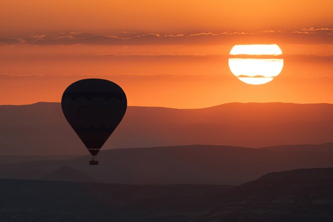 Cappadocia Hot Air Balloon Ride/ Turquaz Balloons - The landing you’ll remember: champagne toast, dessert, and certificates