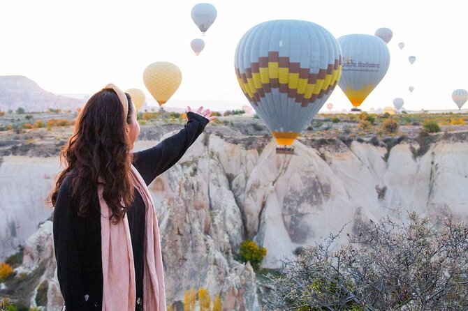 Cappadocia Sunrise Hot Air Balloon Watching Tour With Audio Guide - Getting to the right spots from Göreme (and why timing matters)