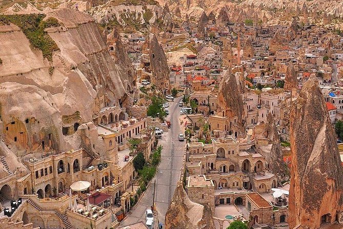 Cappadocia Tour from Istanbul 2 Days 1 Night by Plane included Balloon Ride - How the Guides and Support Affect Your Experience