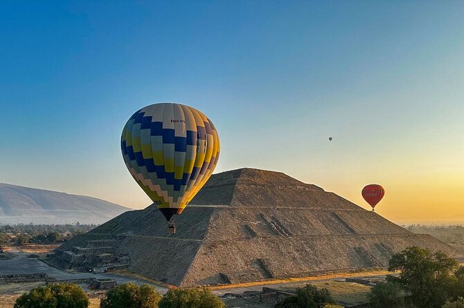CDMX balloon flight, breakfast, pickup and visit to Teotihuacán - Price and logistics: what you’re paying for (and what costs extra)