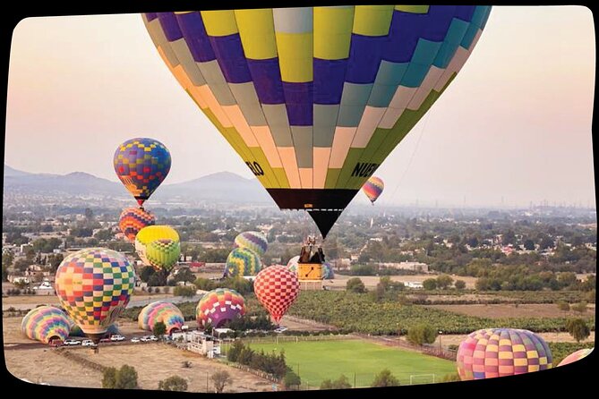 CDMX balloon flight, breakfast, pickup and visit to Teotihuacán - Things to watch: cold mornings, weather dependence, and comfort