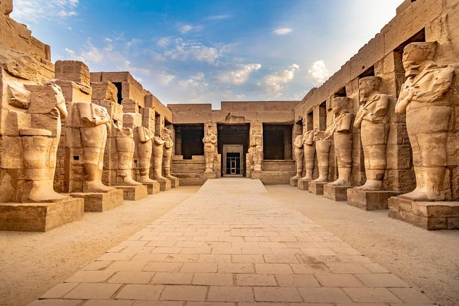 Explore Luxor: West & East Banks Plus Hot Air Balloon Ride - West Bank tombs: Valley of the Kings in real time