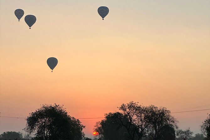 Fly by Teotihuacan Balloon / Private Transportation + Cave Breakfast - Should you book this Teotihuacan balloon + cave breakfast day?