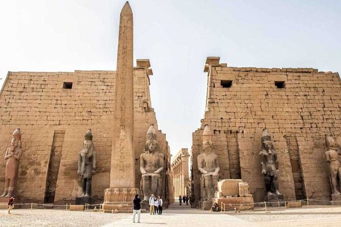 Hot Air Balloon and Full-Day Tour of Luxor including Sightseeing - Karnak Temple: Hypostyle Hall, obelisks, and the Sacred Lake