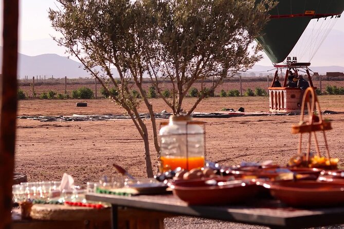Hot air balloon flight in the desert with camel ride - Price and value: why $203.25 can make sense here