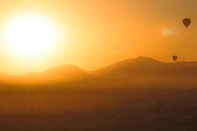 Hot air balloon flight in the desert with camel ride - Weather reality and landing considerations you should plan for