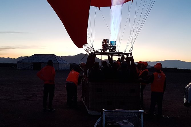 Hot Air Balloon Flight over Marrakech with Traditional Breakfast - Pilot commentary makes the whole thing smarter