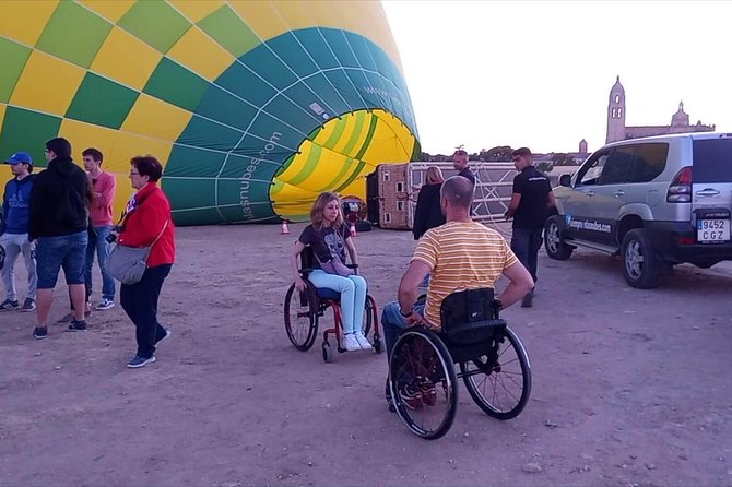 Hot Air Balloon Flight Over Segovia or Toledo - Landing, Wrap-Up, and the Fun Details That Make It Feel Like a Full Event