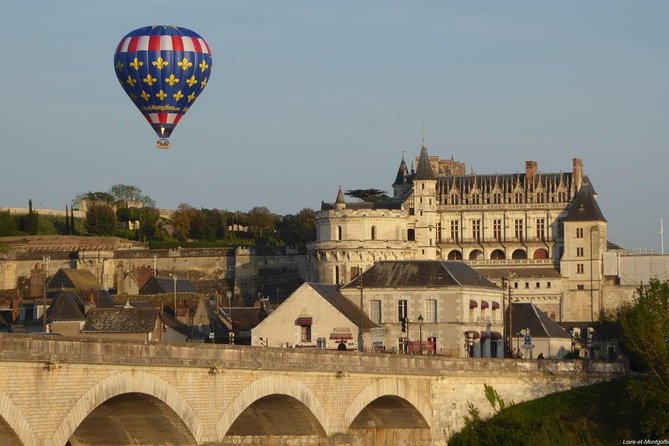 Hot Air Balloon Flight over the castle of Chenonceau / France - After Landing: cheese, wine, sweets, and a real souvenir moment