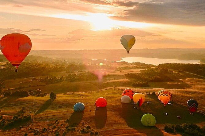 Hot Air Balloon Flight over Vilnius or Trakai - The crew and pilots: what you want to see before you trust the flight