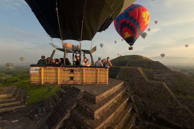 Hot Air Balloon Flight Teotihuacan With Pickup and Breakfast - Stop 1: Teotihuacan Municipality Reception With Coffee and Light Breakfast