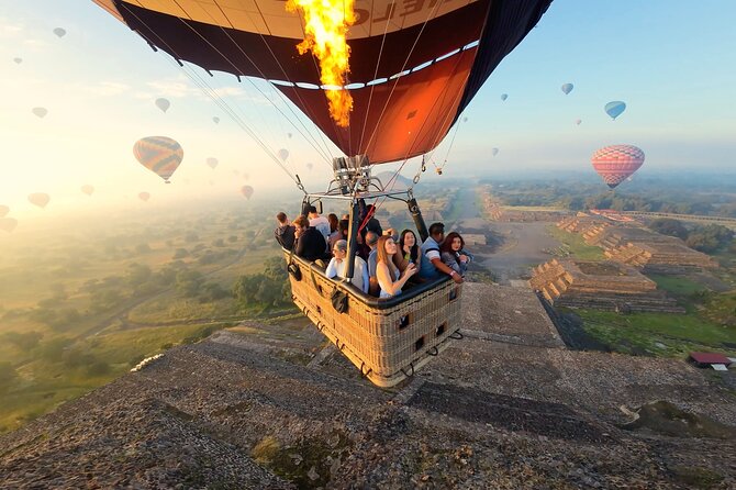 Hot Air Balloon Flight Teotihuacan With Pickup and Breakfast - Stop 4: La Cueva Teotihuacán Breakfast and Dance