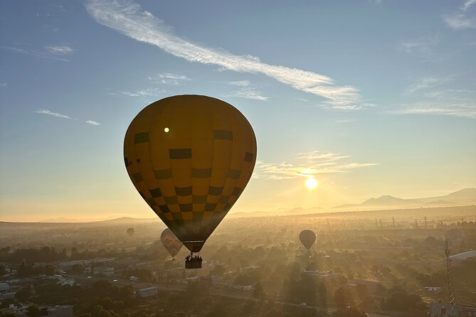Hot Air Balloon Flight with Cave Breakfast - Key highlights at a glance