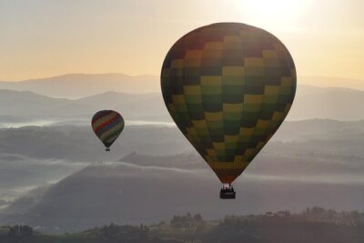 Hot air balloon over the hills of Pienza, Montalcino and Val D'Orcia - Buonconvento meeting point: how your 3 hours really run