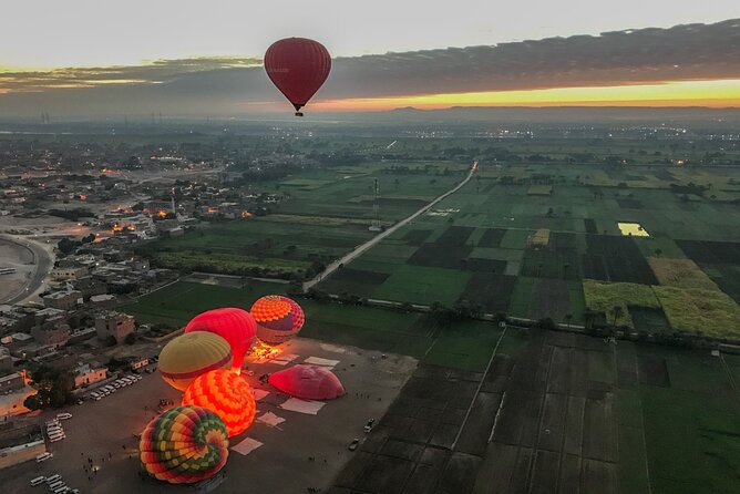 Hot air balloon ride in Luxor with hotel delivery service - Temple of Hatshepsut: the dramatic shapes from above