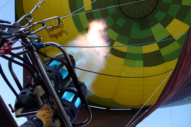 Hot Air Balloon Ride in Segovia with Toast, Picnic and Video - Flying over Segovia with favorable winds: what you will actually notice