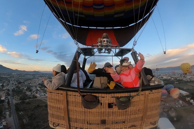 Hot air Balloon ride in Teotihuacan & breakfast in “La Gruta” - Guides and Service Quality: The Human Stuff That Makes It Smooth
