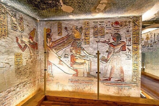 Hurghada :Day trip to Luxor:Balloon&West and East&Felucca& Dinner - Hatshepsut at Deir el-Bahari: three floors of limestone and symbolism